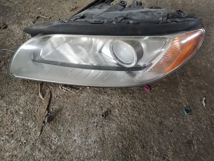 Volvo S80 (2006 - 2009) 30796135 Передняя фара — фото 1