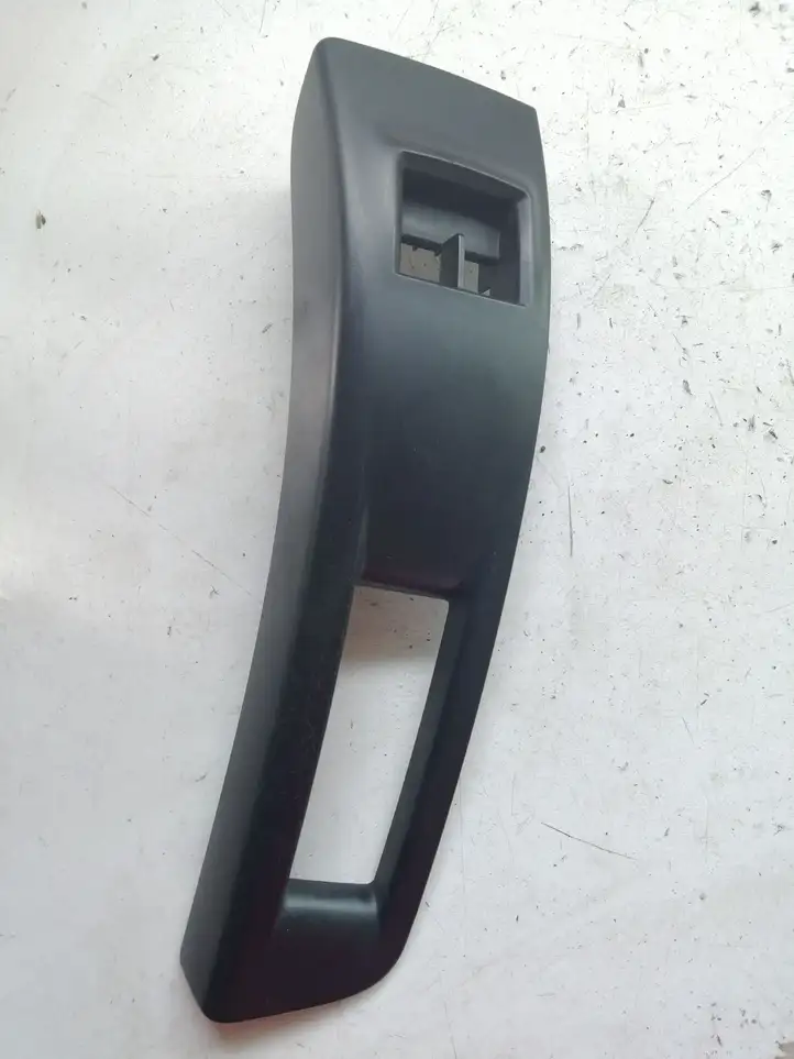 Opel Astra J (2009 - 2012) 466229783 Ручка закрывания двери — фото 1