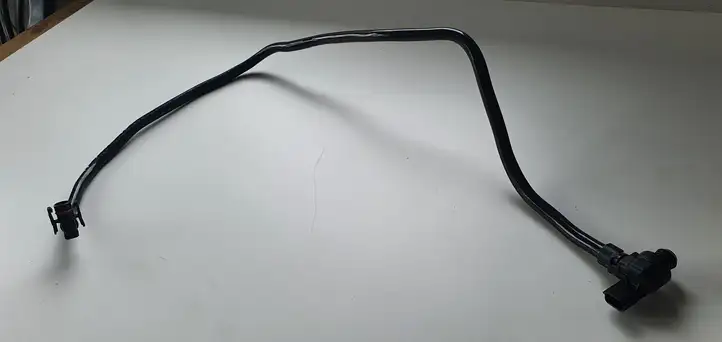 Renault Captur (2013 - 2020) Шланг сапуна — фото 4