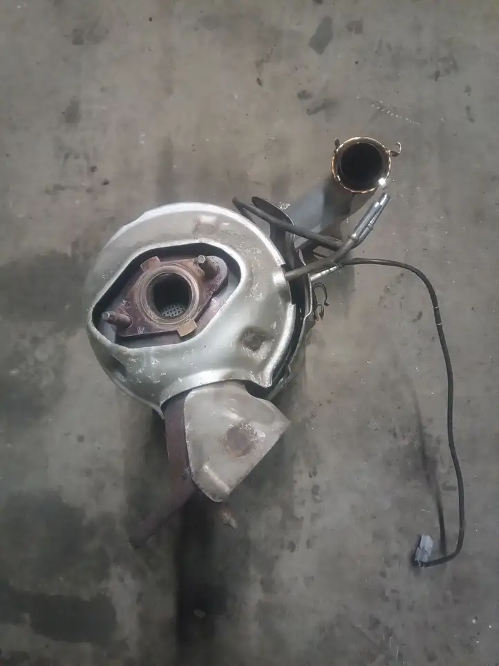 Nissan Qashqai (2013 - 2017) Катализатор / DPF / FAP — фото 4