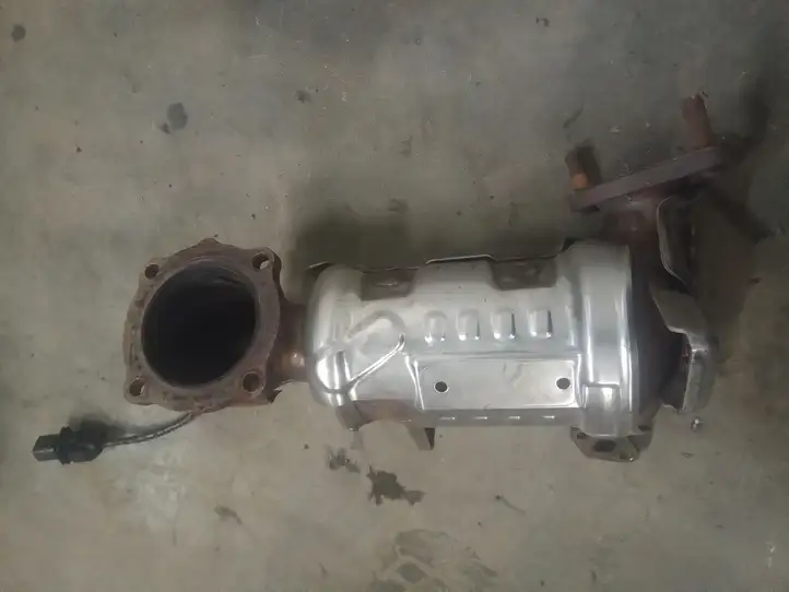 Kia Xceed (2019 - 2022) Катализатор / DPF / FAP — фото 3