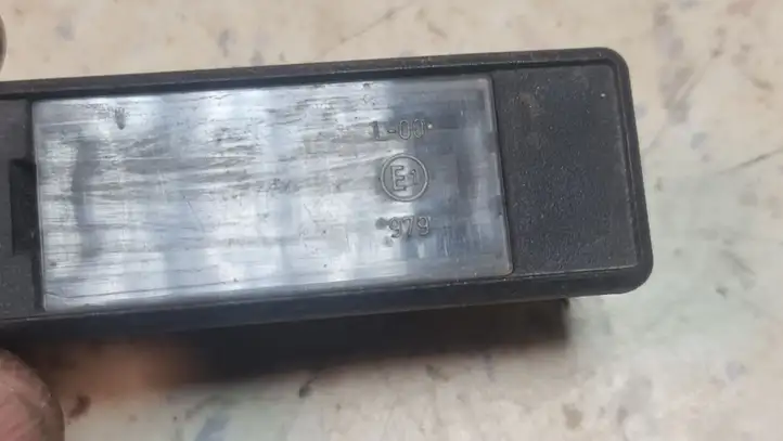 Citroen Xsara Picasso (1999 - 2012) 9635678580 Подсветка номера — фото 4
