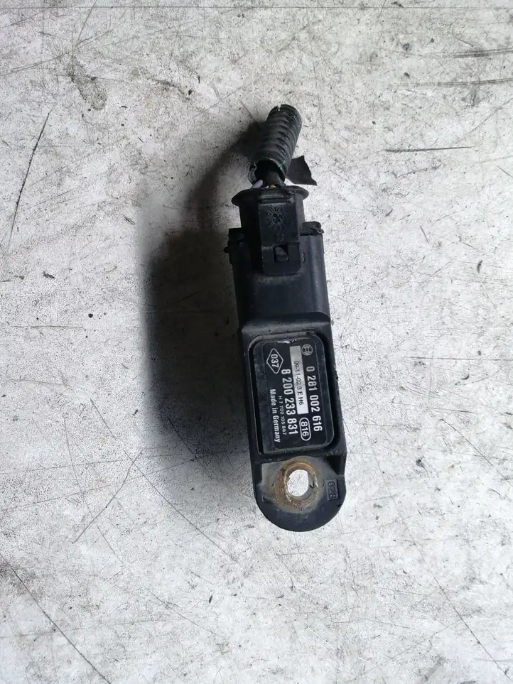 Renault Modus (2004 - 2007) 0281002616 Датчик давления воздуха впуска — фото 1