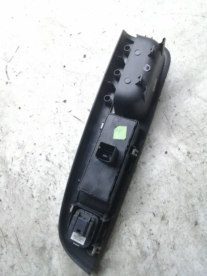 Volkswagen Golf VI (2009 - 2013) 1K4868050C Блок кнопок стеклоподъемников — фото 3