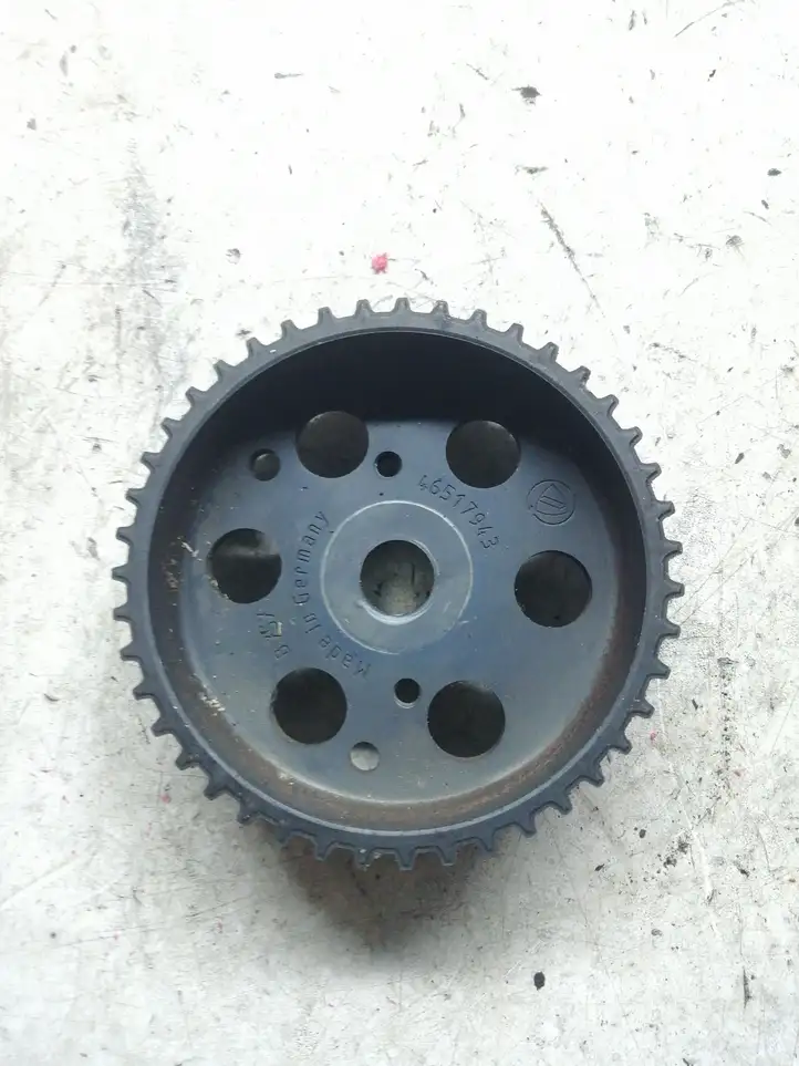 Opel Zafira B (2003 - 2006) 46517943 Шкив топливного насоса — фото 1
