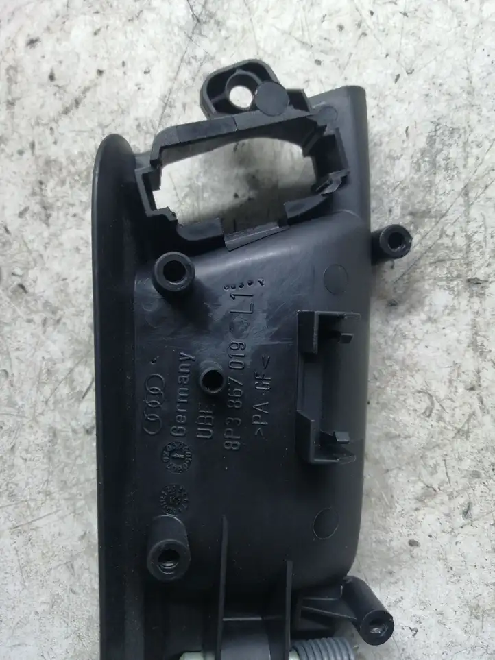 Audi A3/S3 8P (2008 - 2013) 8P3867019 Внутренняя ручка двери — фото 2