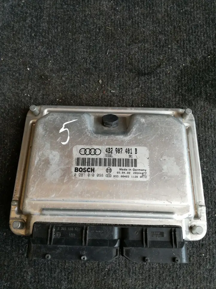 Audi A6 Allroad C5 (2000 - 2006) 4B2907401B Блок управления двигателем (ЭБУ) — фото 1