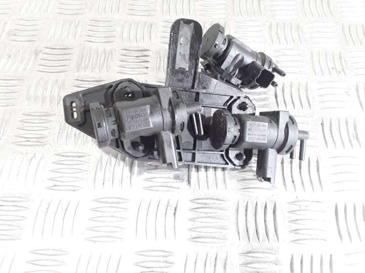 Citroen C5 (2001 - 2004)  0928400414 Вакуумный клапан