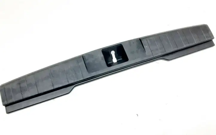 Subaru Outback (2009 - 2014) 95073AJ01A Прочая отделка багажника — фото 1