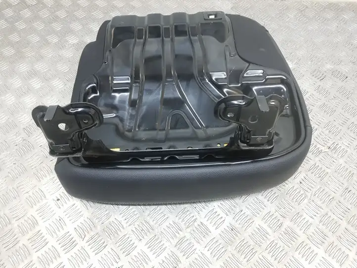 Mercedes-Benz GLE W166/C292 (2015 - 2019) Заднее сиденье — фото 4
