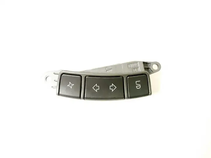 BMW 7 E65 E66 (2001 - 2008) 6914406 Кнопки на рулевом колесе — фото 1