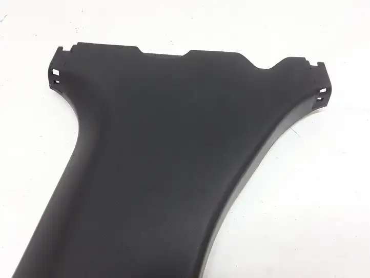 Lexus CT 200H (2013 - 2017) 6241376010 Нижняя обшивка стойки B — фото 3