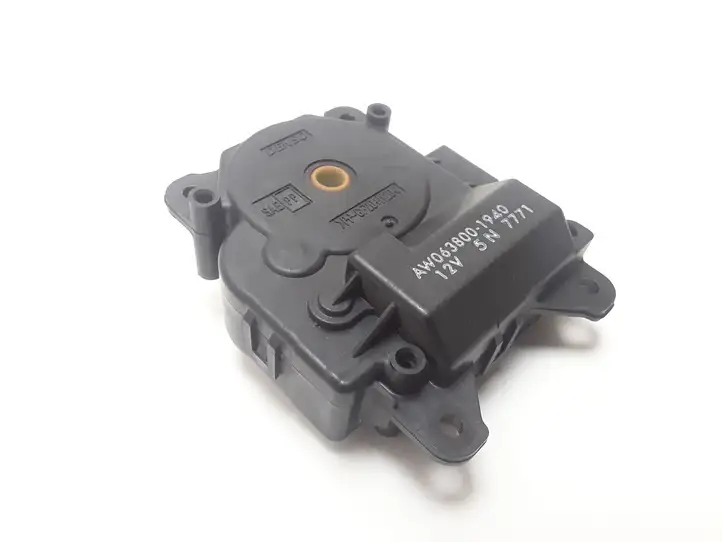 Subaru Outback (2009 - 2014) AW0638001940 Двигатель задвижки потока воздуха — фото 1