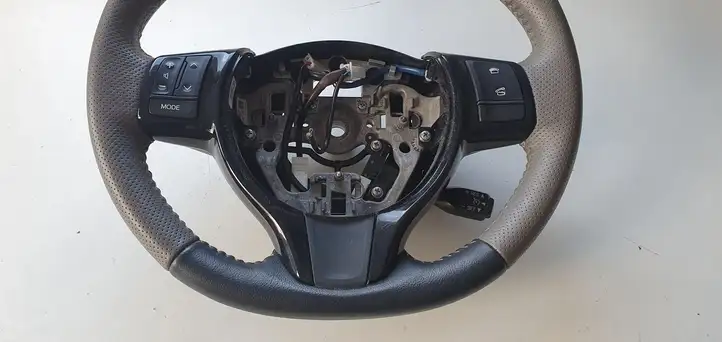 Toyota Yaris (2014 - 2019) Руль — фото 5