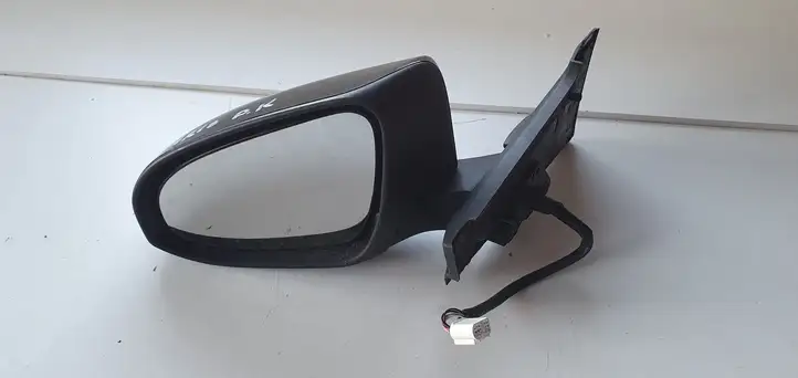 Toyota Yaris (2014 - 2019) Боковое зеркало с электроприводом — фото 1