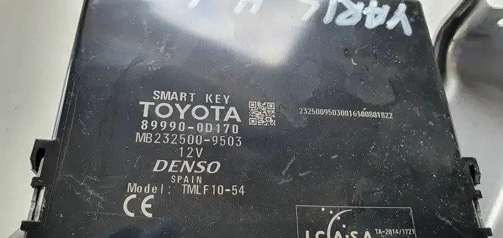 Toyota Yaris (2012 - 2014) Блок бесключевого доступа — фото 4