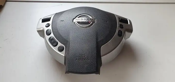 Nissan Qashqai (2006 - 2010) Подушка безопасности руля — фото 1