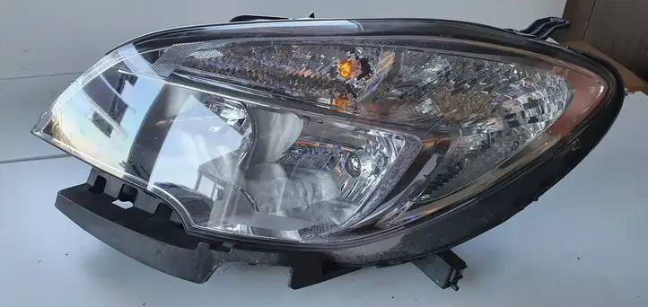 Opel Mokka (2012 - 2016) Передняя фара — фото 1