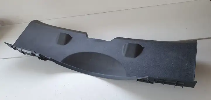 Toyota Yaris (2014 - 2019) Отделка замка — фото 5