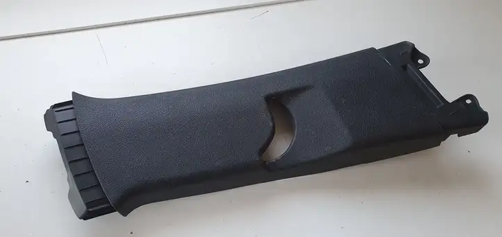 Toyota Yaris (2014 - 2019) Накладка ремня безопасности — фото 5