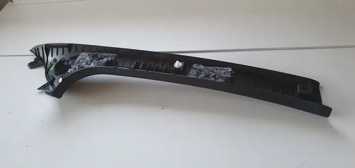 Toyota Yaris (2014 - 2019) Обшивка стойки A — фото 2
