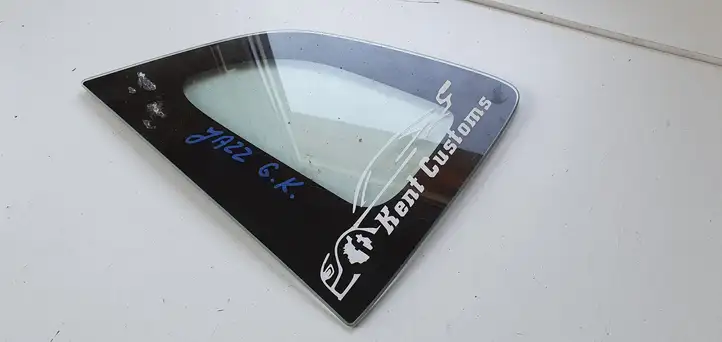 Honda Jazz (2015 - 2020) Заднее боковое стекло — фото 2