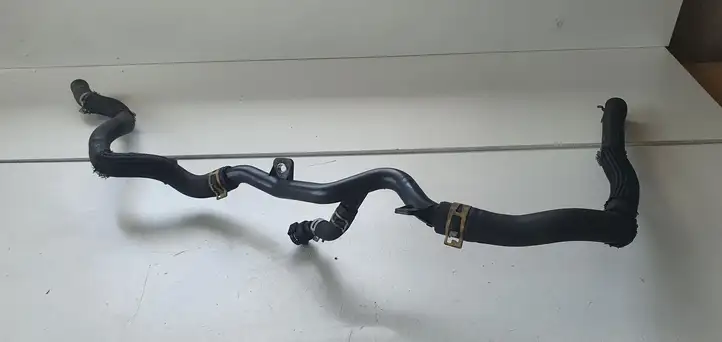 Toyota Verso (2012 - 2015) Шланги системы охлаждения — фото 2