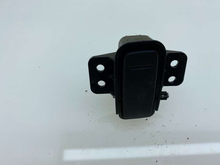 Subaru Legacy (2003 - 2009)  94072AG02AJC Держатель