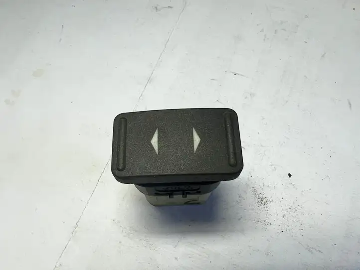 Ford Focus (2005 - 2008) 3M5T14529BB Кнопка стеклоподъемников — фото 1