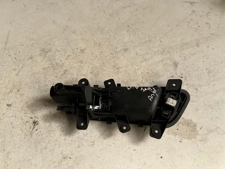 Audi A4 S4 B8 8K (2007 - 2011) 8K0837020 Внутренняя ручка двери — фото 3
