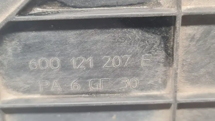 Volkswagen Fox (2005 - 2009) 6Q0121207E Дифузор радиатора — фото 3