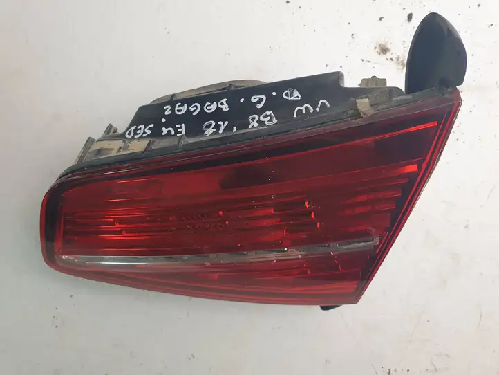 Volkswagen PASSAT B8 (2015 - ) 3G5945308A Задний фонарь в крышке багажника — фото 3