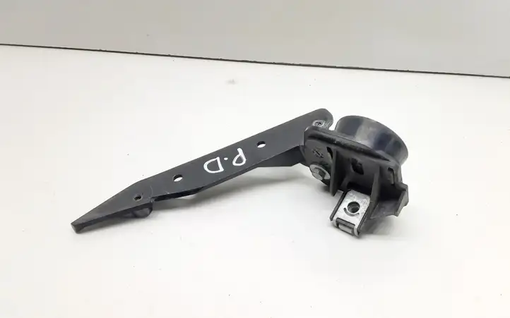 BMW 3 E90 E91 (2005 - 2012) 7058448 Кронштейн передней фары — фото 1