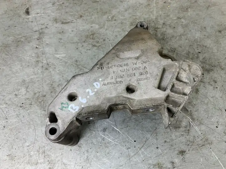 Volkswagen PASSAT B6 (2005 - 2010) 03G199207F Кронштейн двигателя — фото 3
