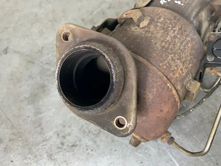 Toyota RAV 4 (XA30) (2006 - 2016) Катализатор / DPF / FAP — фото 5