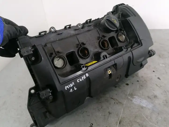 Mini Cooper Countryman R60 (2010 - 2016) M03017B180 Крышка головки блока цилиндров — фото 1