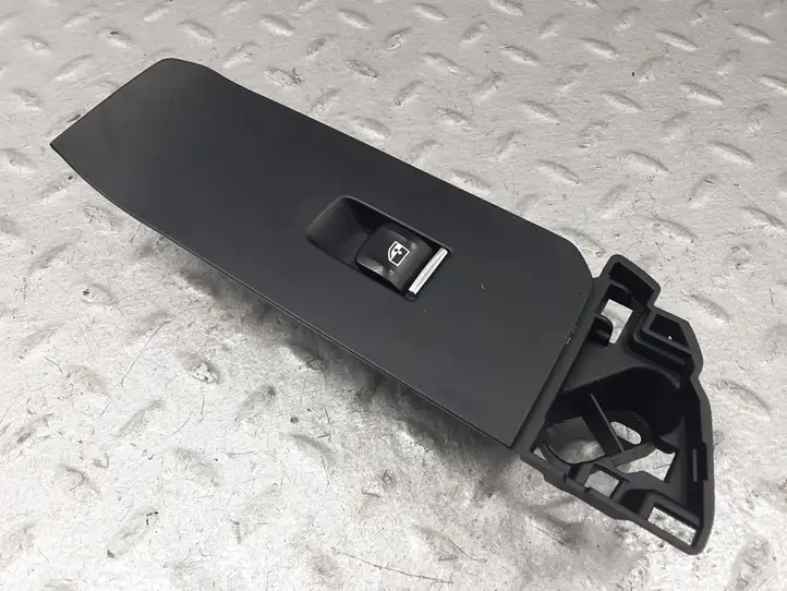 BMW X6 G06 (2019 - ) 9327031 Кнопка стеклоподъемников — фото 1