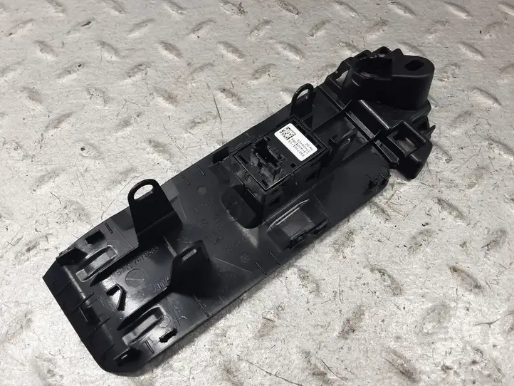 BMW X6 G06 (2019 - ) 9327031 Кнопка стеклоподъемников — фото 3