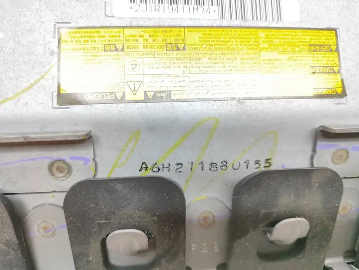 Toyota Auris 150 (2006 - 2012) 2J1R19411M34 Коленная подушка безопасности — фото 5