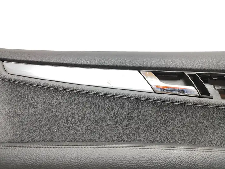 Mercedes-Benz C W204 (2007 - 2014) Обшивка передней двери — фото 2
