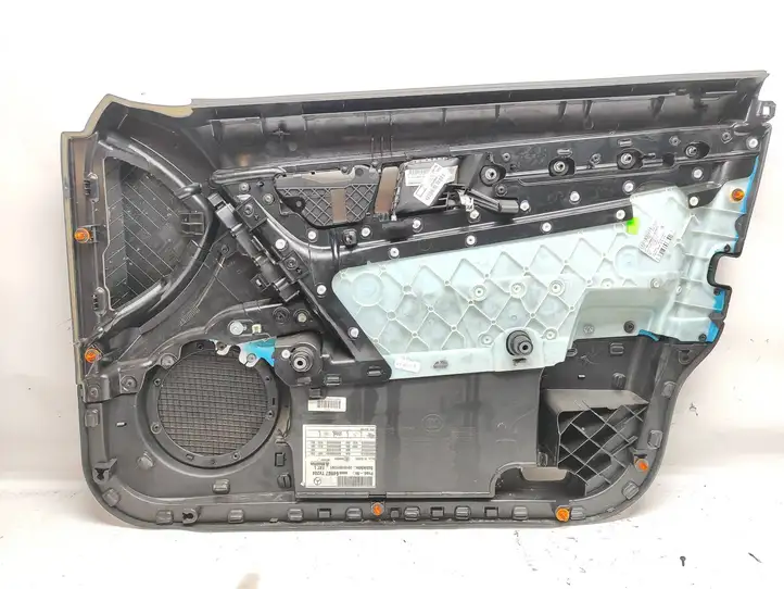 Mercedes-Benz C W204 (2007 - 2014) Обшивка передней двери — фото 6