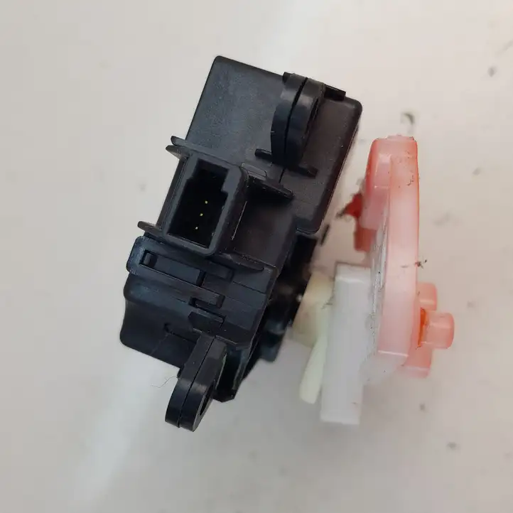 Nissan Juke I F15 (2010 - 2018) 277321HA0A Двигатель задвижки потока воздуха — фото 3