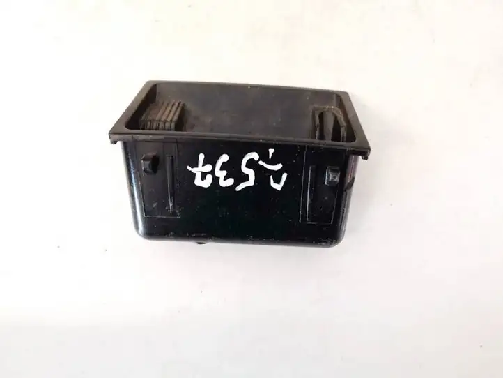 Audi A5 8T 8F (2007 - 2011) 8k0857989 Передняя пепельница — фото 2