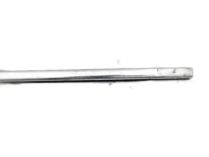 Volkswagen PASSAT B6 (2005 - 2010) 3c9839475 Накладка стекла задней двери — фото 2