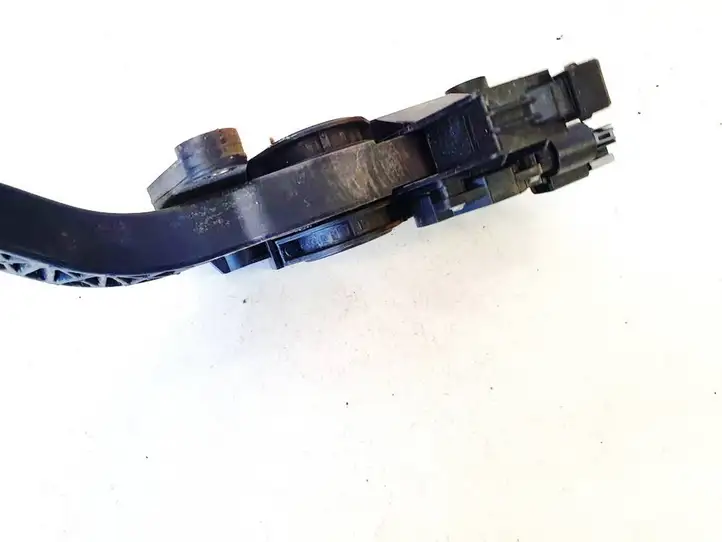 Chevrolet Captiva (2006 - 2011) 96625893 Педаль акселератора — фото 2