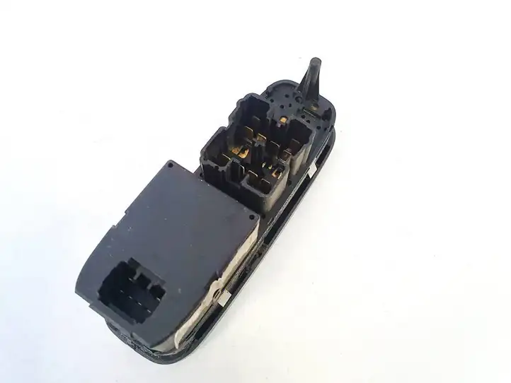 Volvo C70 (2005 - 2009) 8638454 Кнопка стеклоподъемников — фото 3