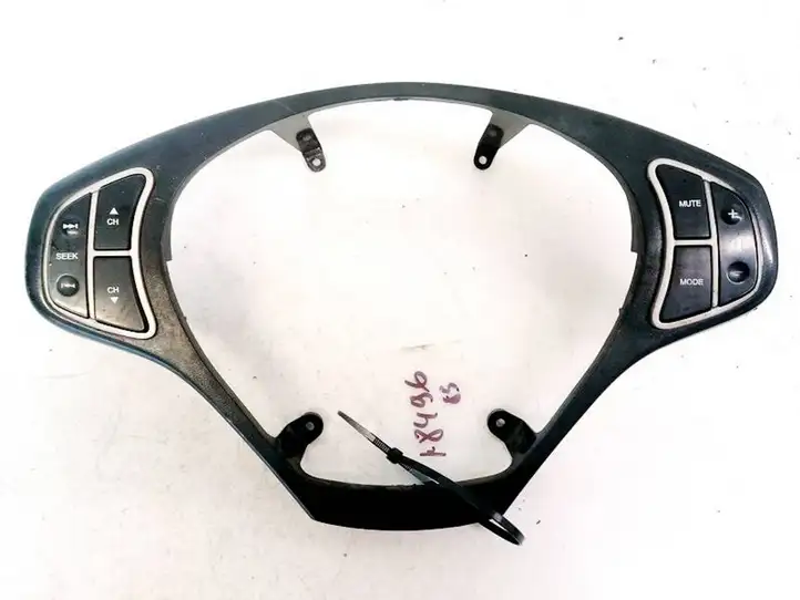 Kia Ceed (2006 - 2010) 561501H000 Кнопки на рулевом колесе — фото 1