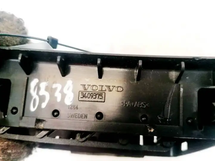 Volvo S60 (2000 - 2004) 3409375 Центральный воздушный дефлектор — фото 3