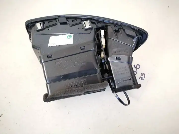 Kia Ceed (2006 - 2010) 974901h000 Боковой воздушный дефлектор — фото 2