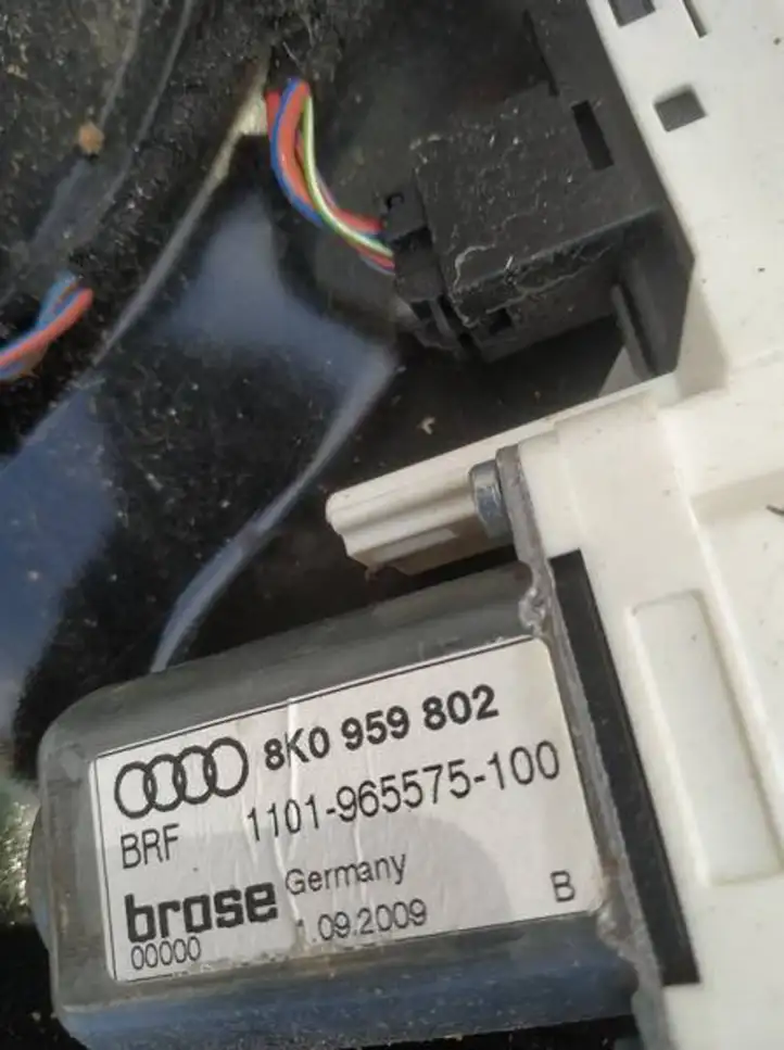 Audi A5 8T 8F (2007 - 2011) 8k0959802 Стеклоподъемник задней двери — фото 2